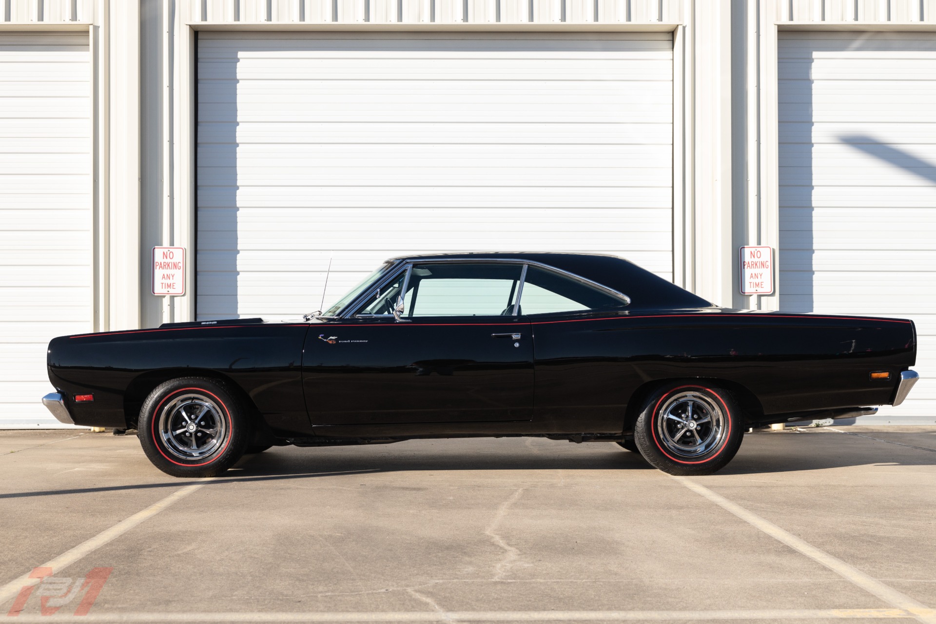 Used-1969-Plymouth-Roadrunner-383ci-V8