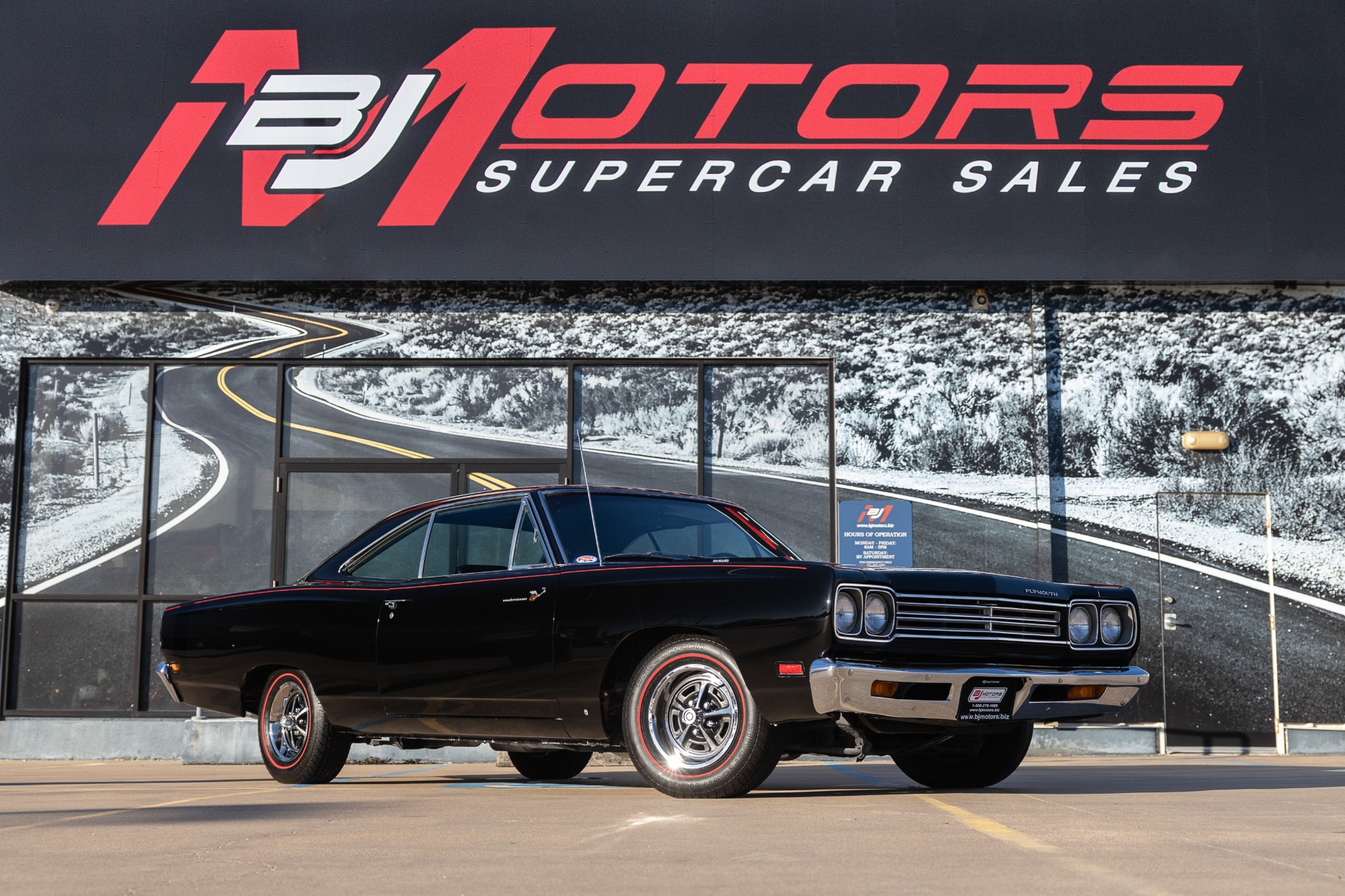 Used-1969-Plymouth-Roadrunner-383ci-V8