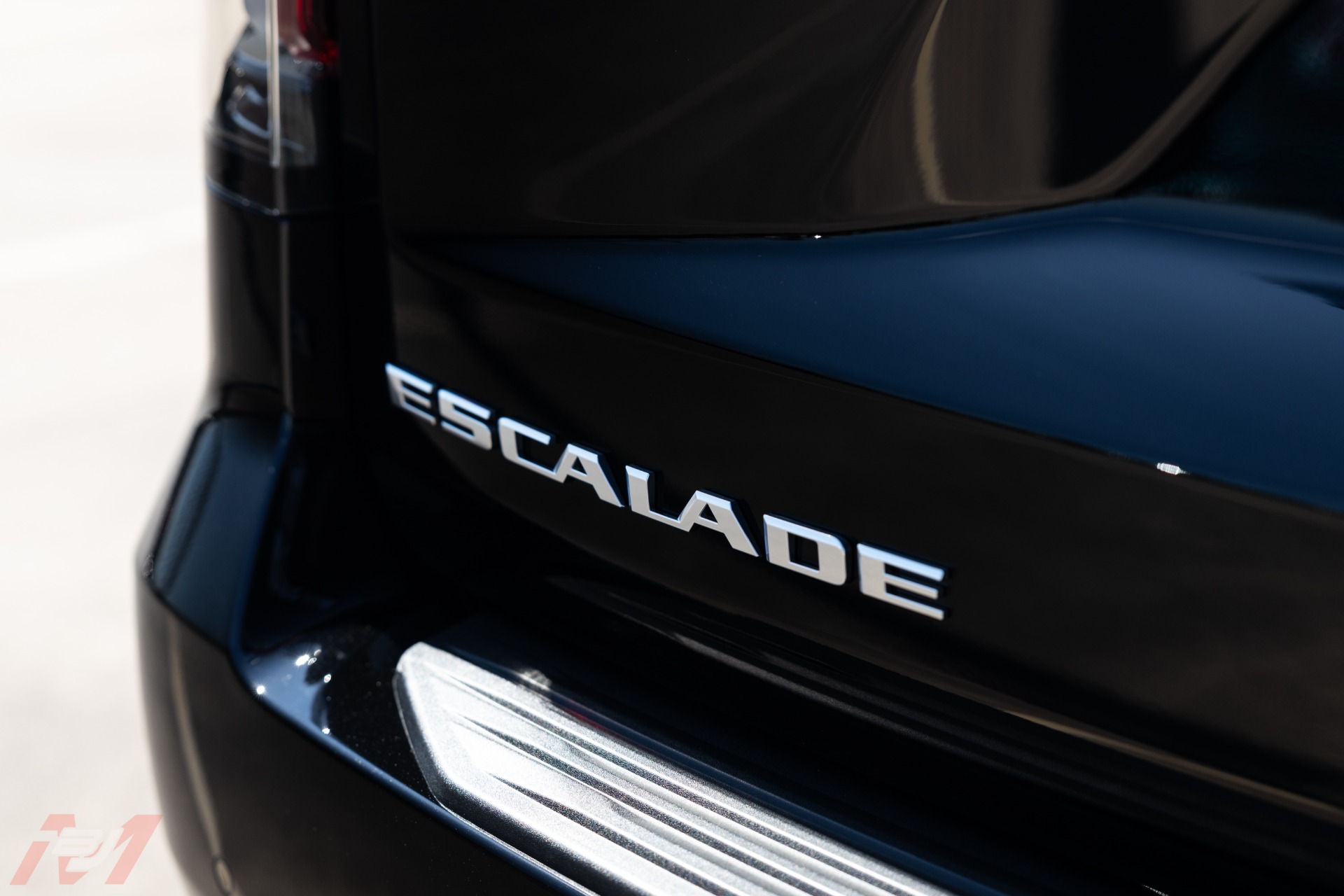 Used-2023-Cadillac-Escalade-V