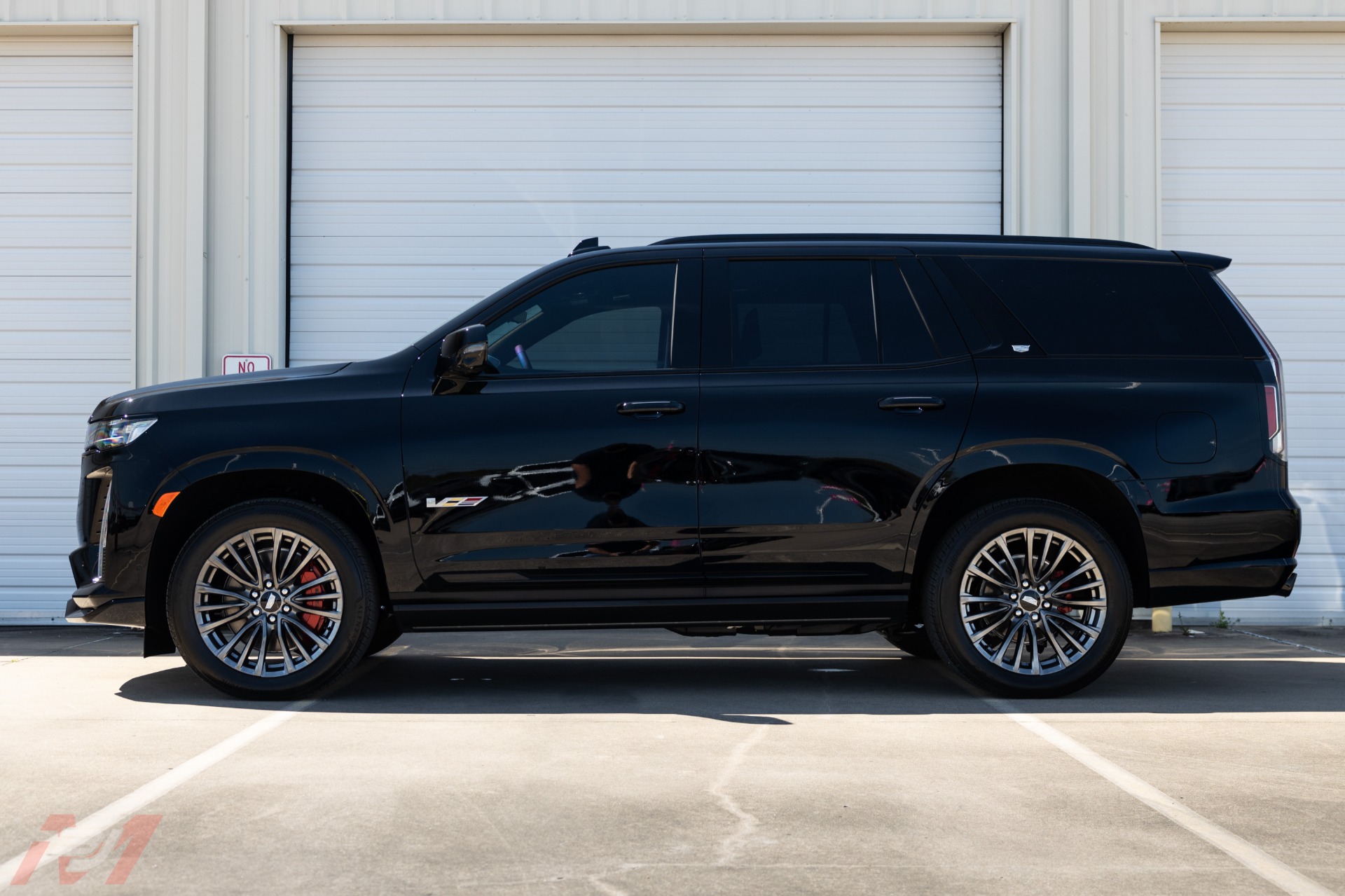 Used-2023-Cadillac-Escalade-V