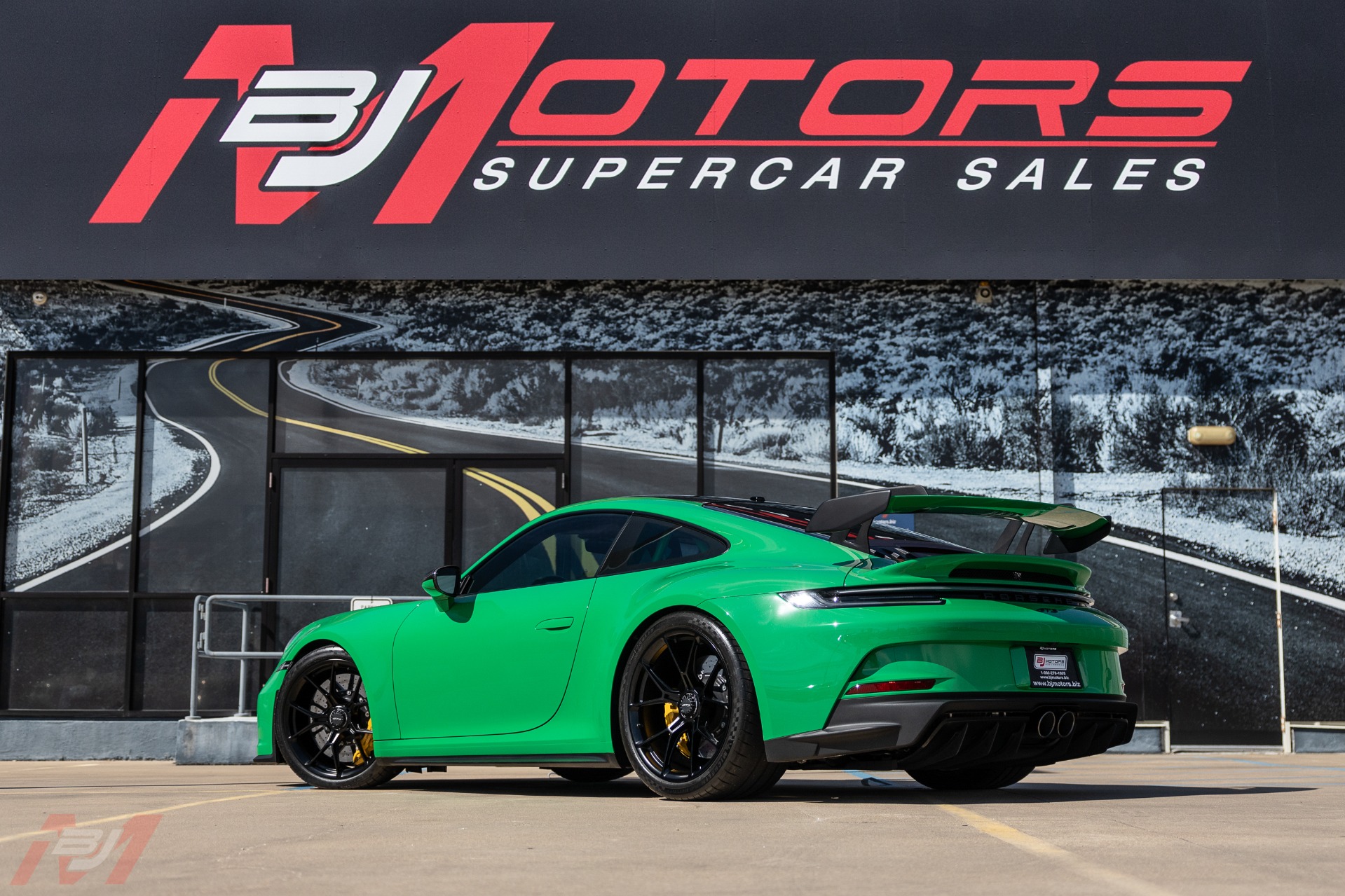 Used-2022-Porsche-911-GT3