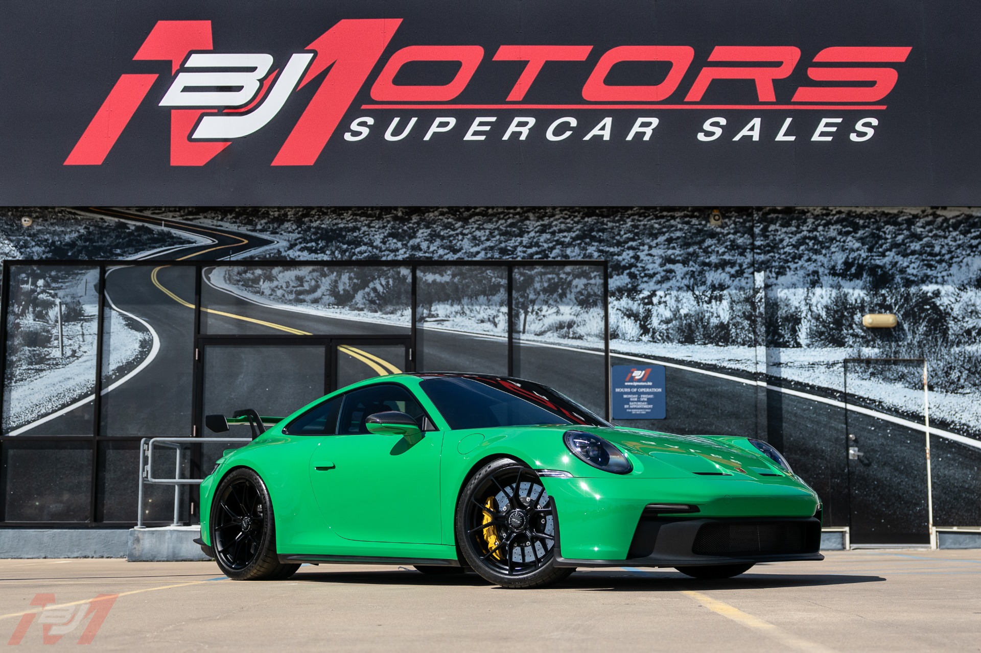 Used-2022-Porsche-911-GT3