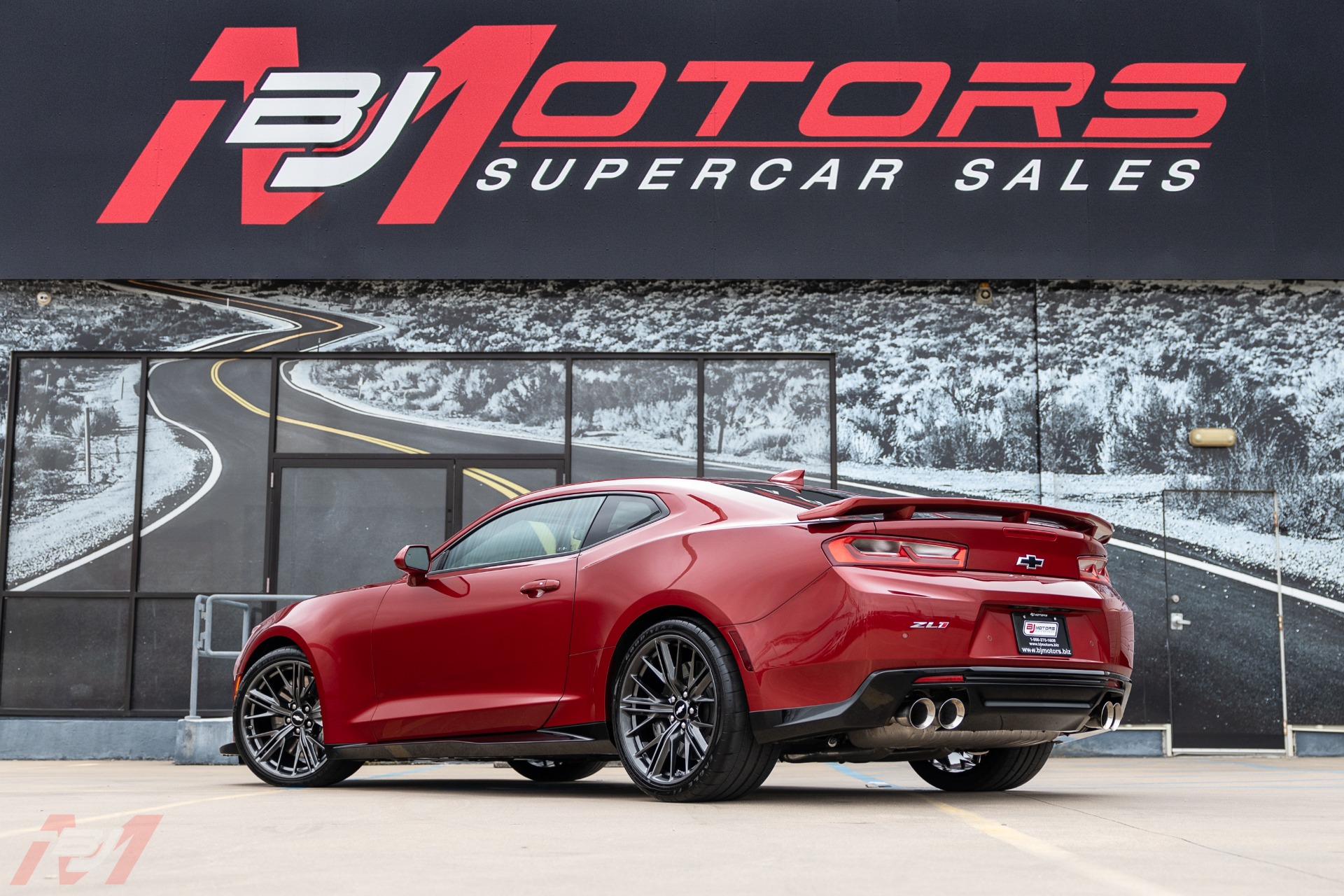 Used-2018-Chevrolet-Camaro-ZL1