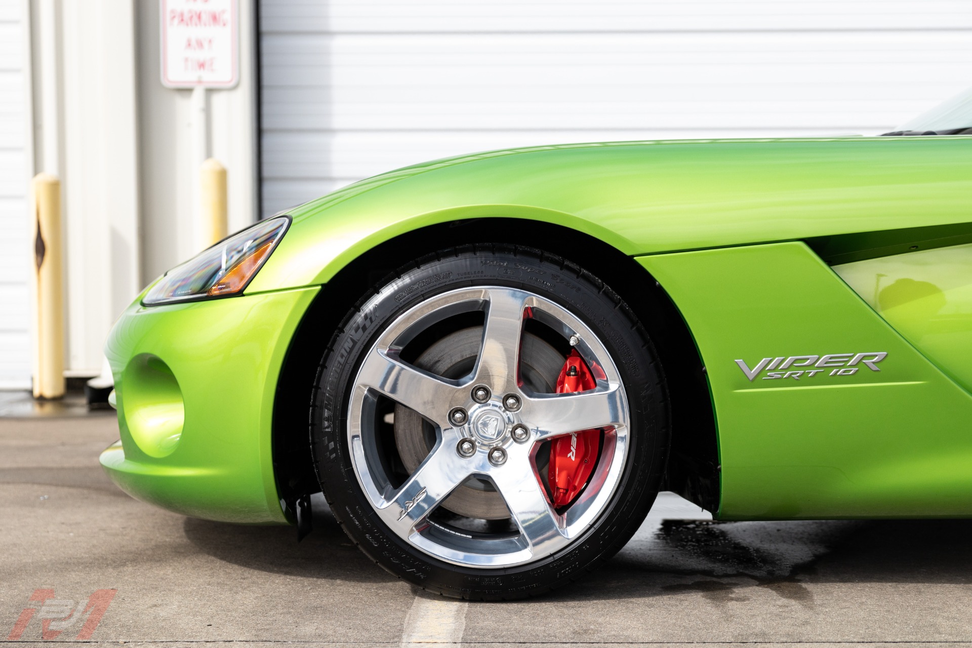 Used-2008-Dodge-Viper-SRT-10-Convertible