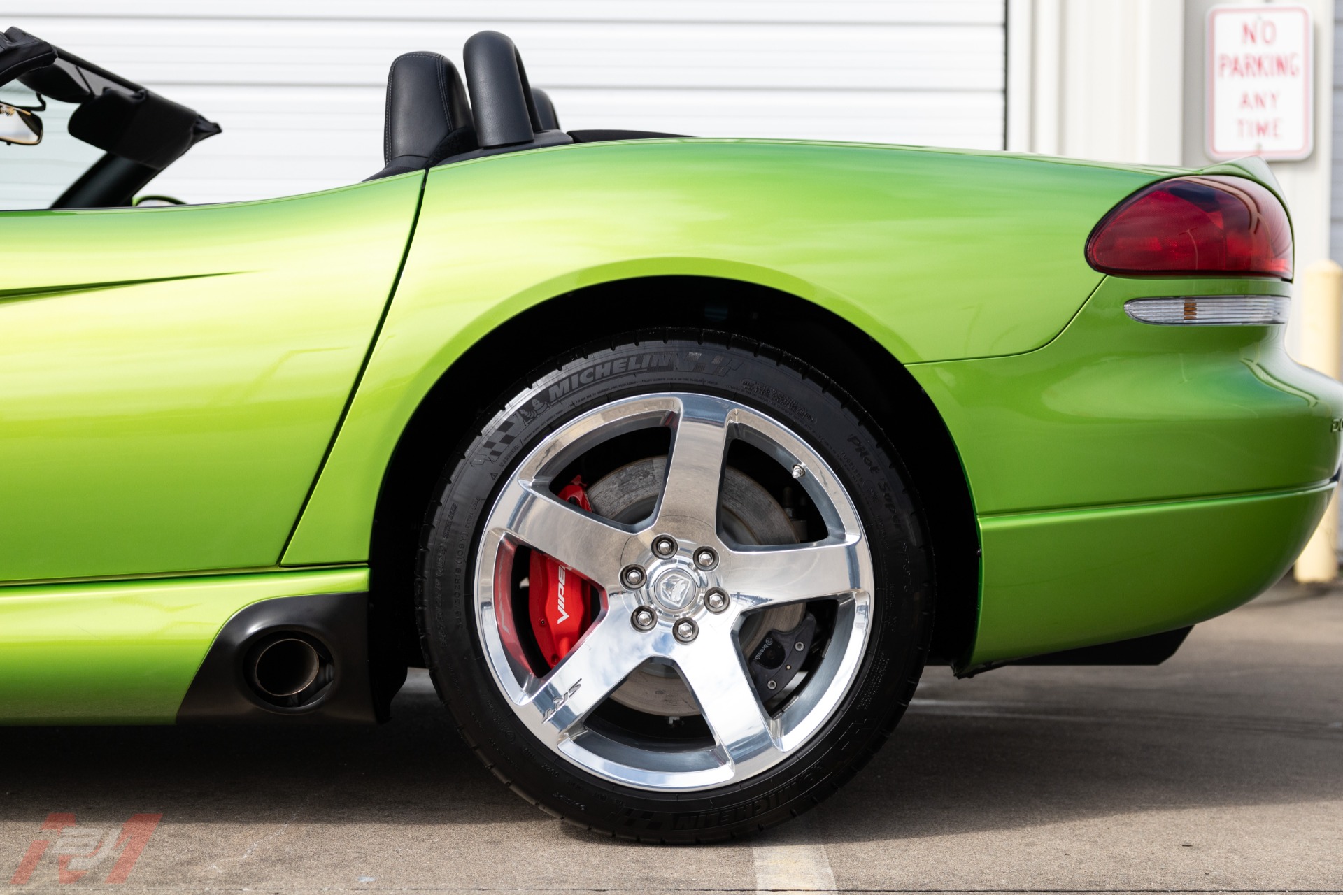 Used-2008-Dodge-Viper-SRT-10-Convertible