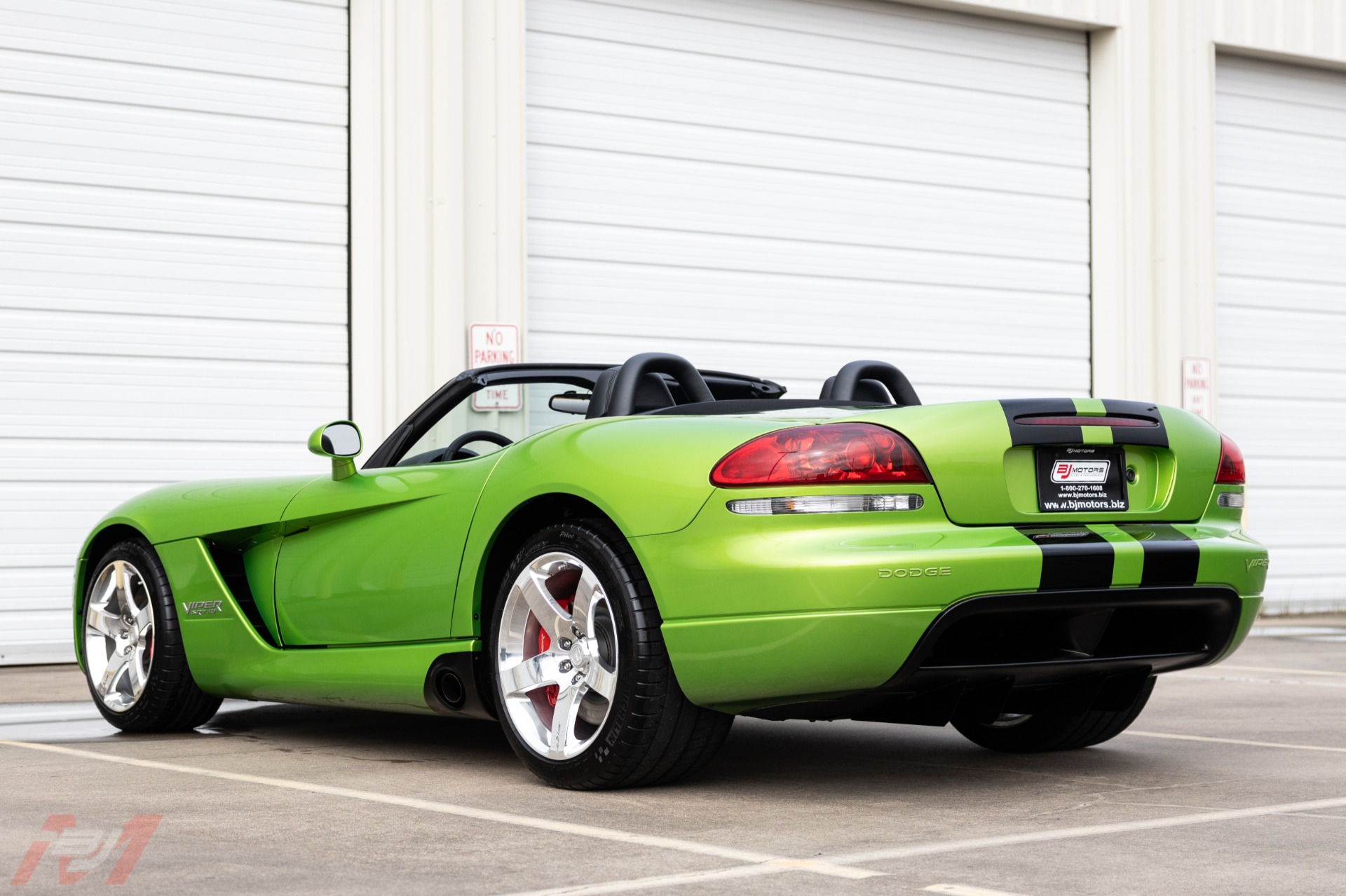 Used-2008-Dodge-Viper-SRT-10-Convertible