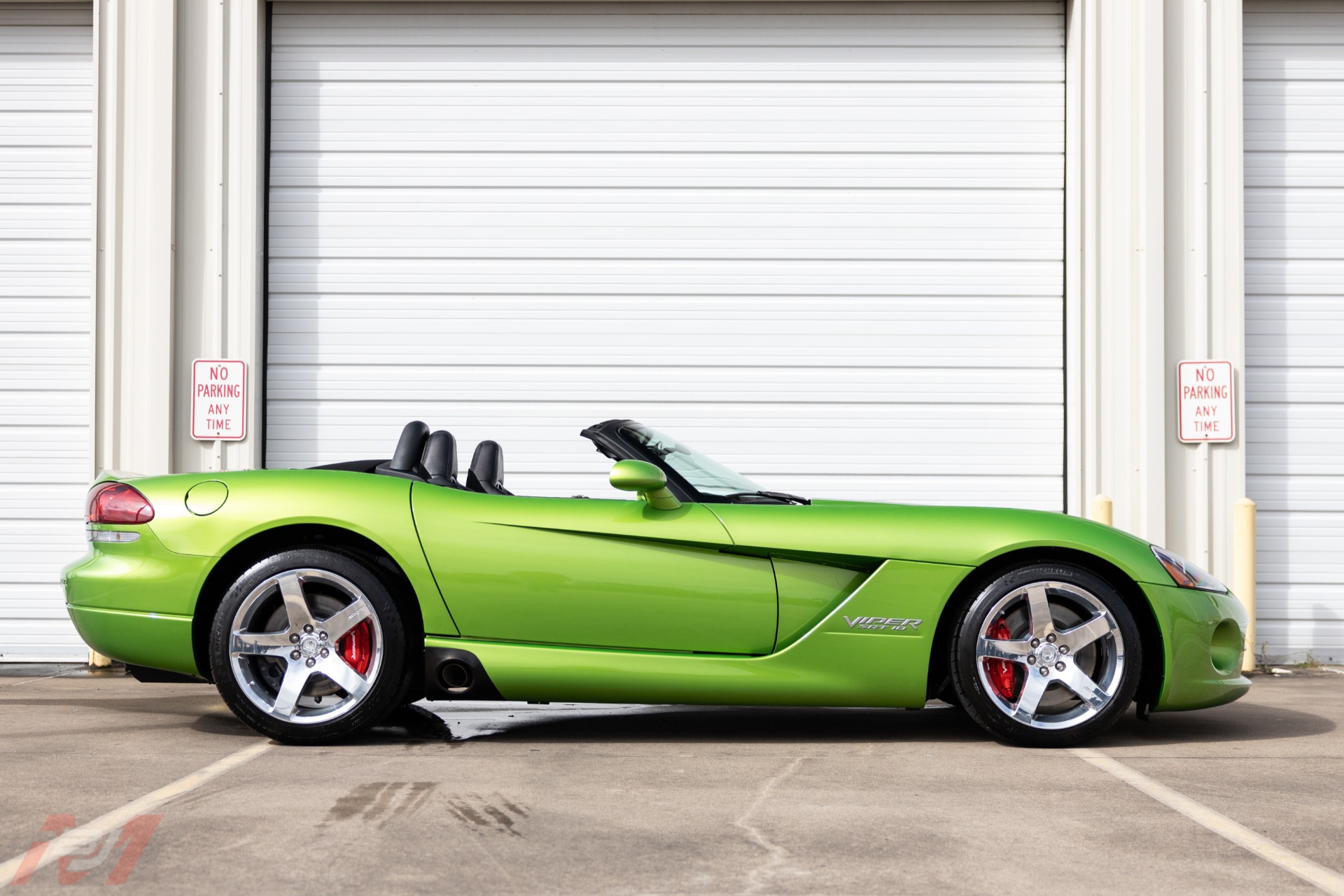 Used-2008-Dodge-Viper-SRT-10-Convertible