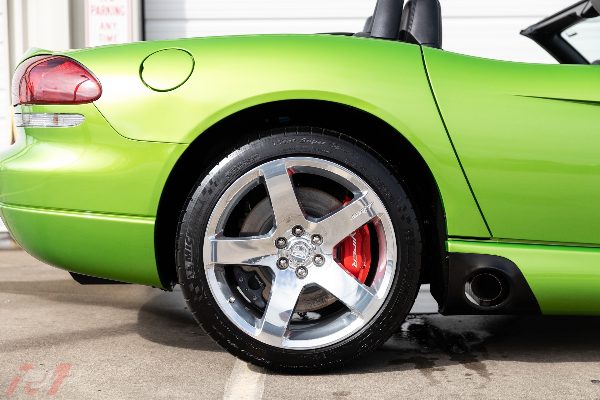 Used-2008-Dodge-Viper-SRT-10-Convertible