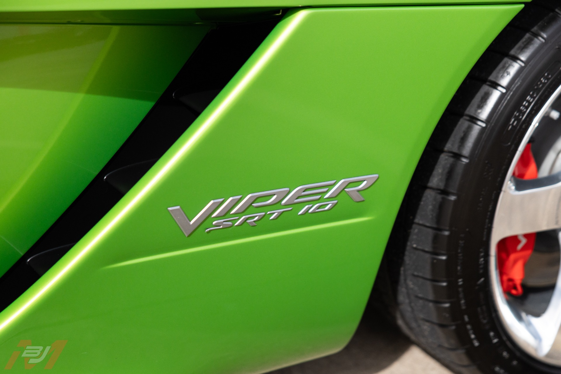 Used-2008-Dodge-Viper-SRT-10-Convertible
