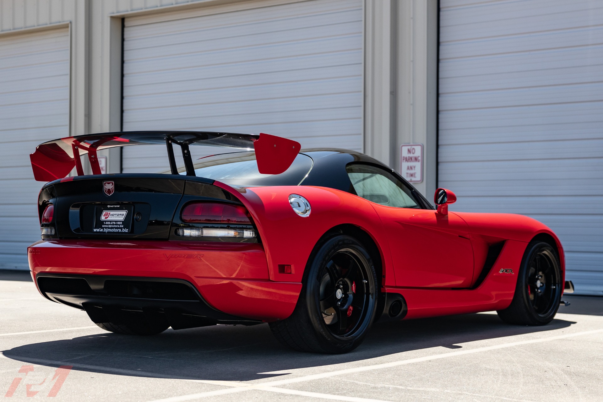 Used-2008-Dodge-Viper-ACR-with-98-miles