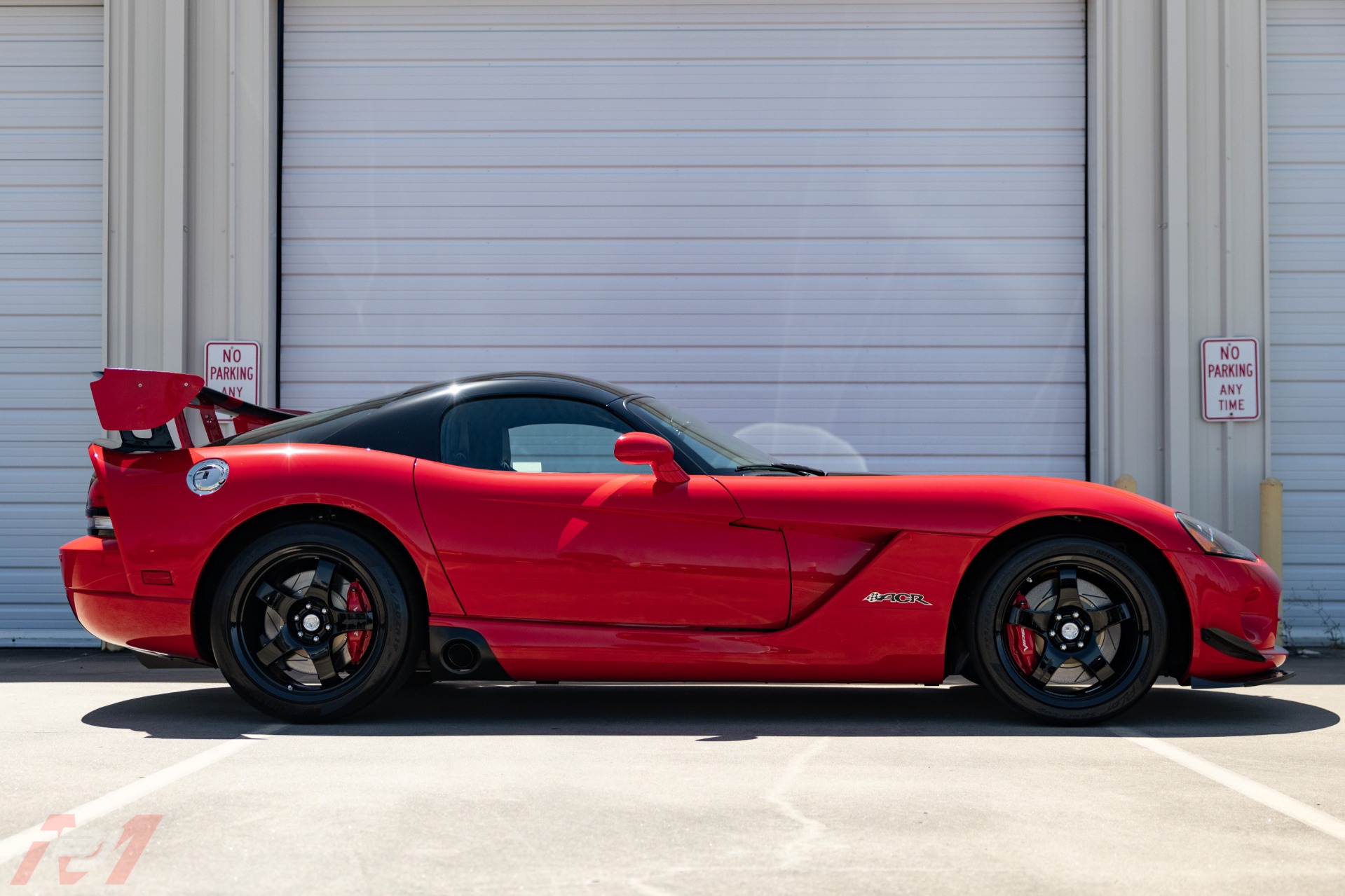 Used-2008-Dodge-Viper-ACR-with-98-miles