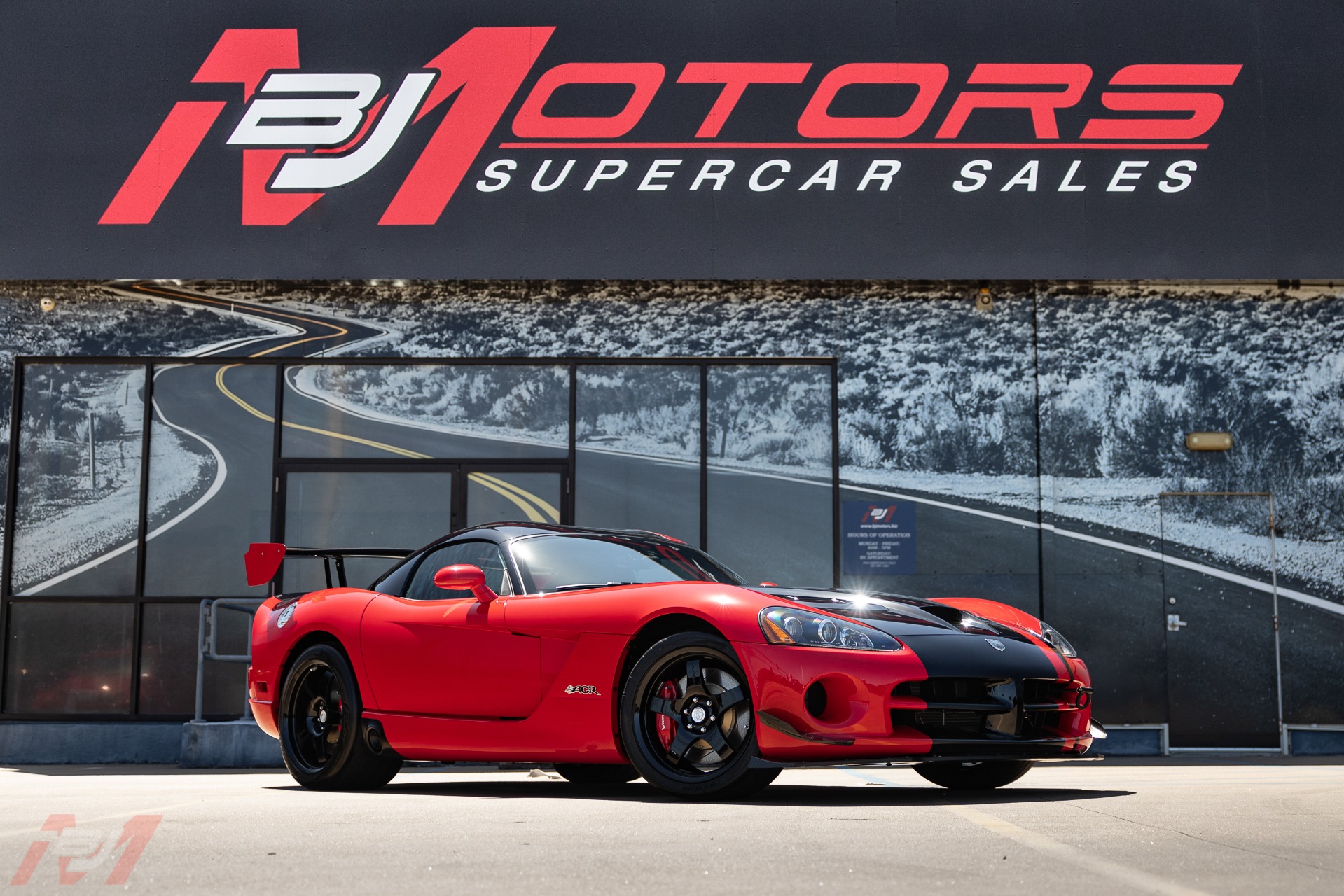 Used-2008-Dodge-Viper-ACR-with-98-miles