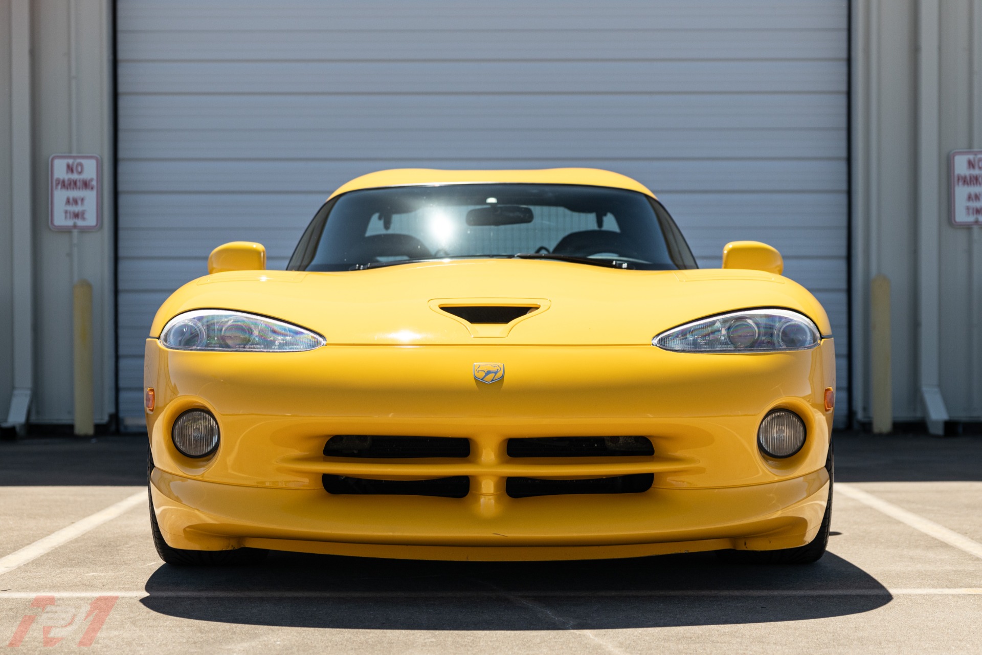 Used-2001-Dodge-Viper-GTS