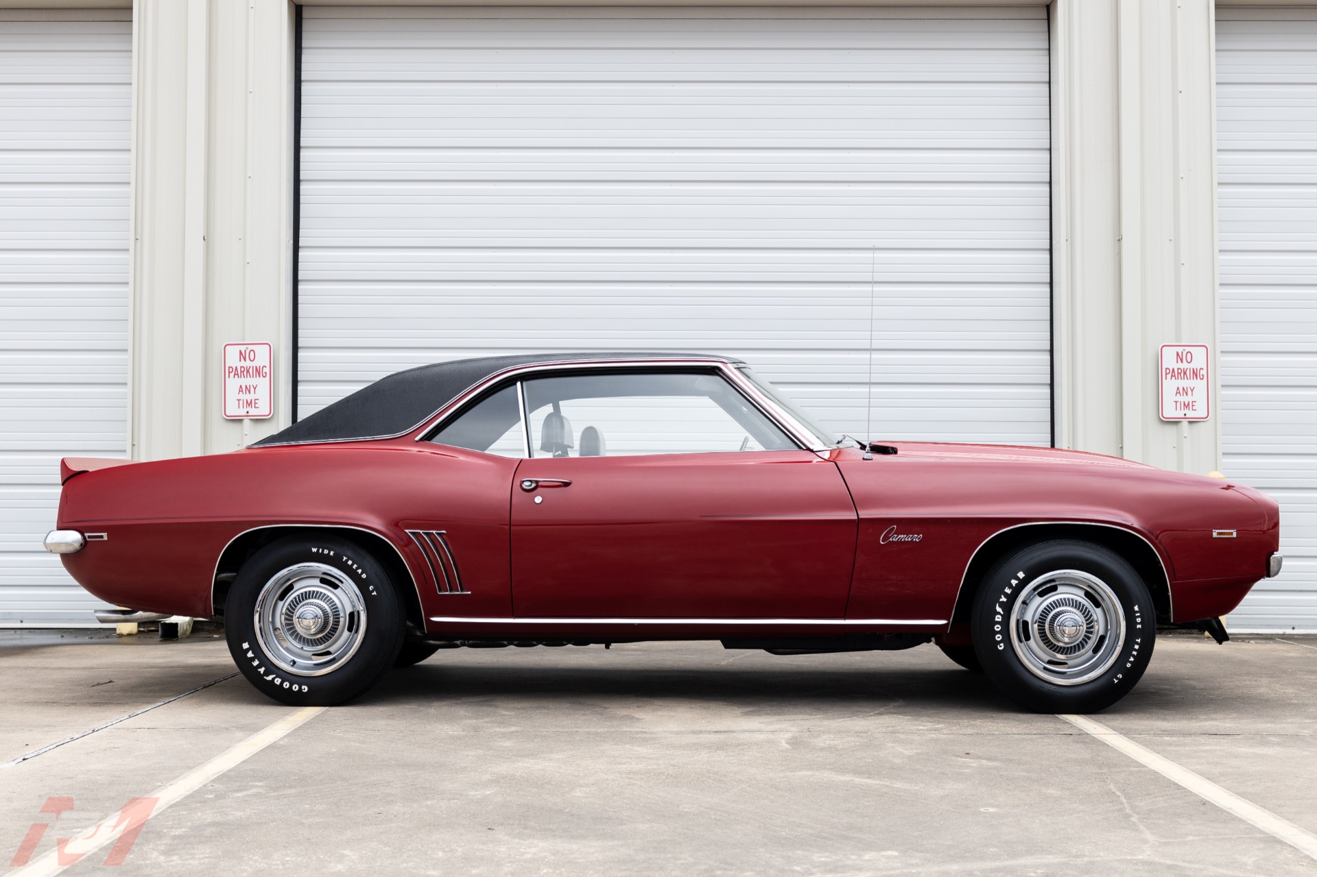 Used-1969-Chevrolet-Camaro-COPO-4-speed